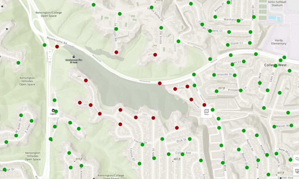 Composite image created by the author from San Diego Hydrant Map and Cal Fire incident map.